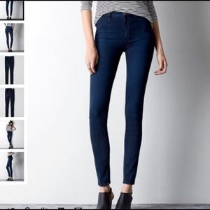 American Eagle Super High Rise Stretch Jegging